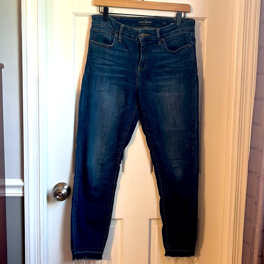 Lucky brand dark skinny leg jeans